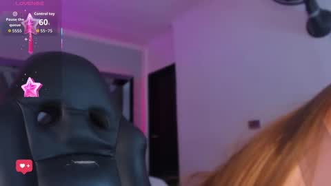 Snapshot of allijadid chatting on September 10, 10:26 am    online show from September 10, 10:26 am