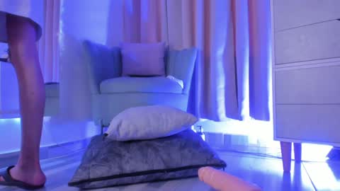 Allison online show from February 5, 6:59 pm