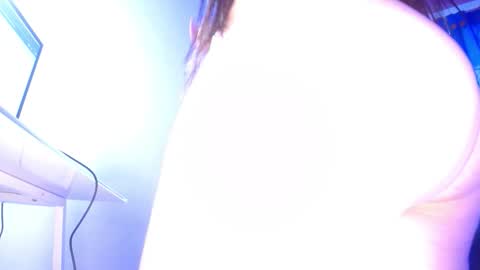 allison_pervert07 online show from December 16, 6:57 pm