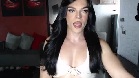 Snapshot of allisonfit chatting on June 14, 2:30 pm Allison Victoria online show from June 14, 2:30 pm