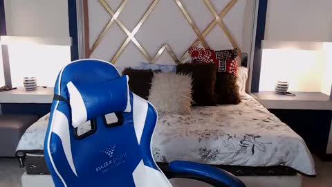 ALLISON online show from January 21, 8:52 am