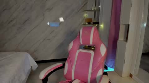 Allison Palmer online show from March 2, 2:43 pm