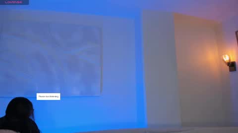 Snapshot of allisonrogersx chatting on April 23, 10:58 am Allison Rogers online show from April 23, 10:58 am