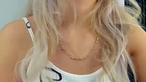 AllisonSweetie online show from October 27, 9:24 am