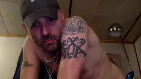 Snapshot of allitrunnin chatting on February 3, 10:53 am allitrunnin online show from February 3, 10:53 am