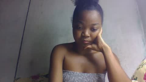 Snapshot of allizida01 chatting on June 4, 7:53 pm allizida01 online show from June 4, 7:53 pm