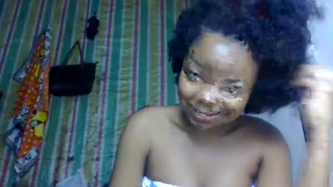 Snapshot of allizida01 chatting on June 5, 7:19 pm allizida01 online show from June 5, 7:19 pm