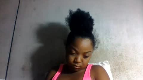 Snapshot of allizida01 chatting on June 15, 5:48 pm allizida01 online show from June 15, 5:48 pm