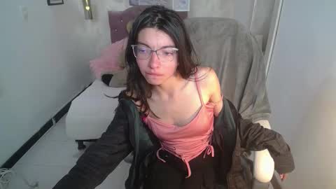 alison online show from November 26, 8:21 pm