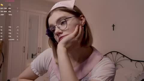 Snapshot of allotropp chatting on October 15, 6:19 pm ALOTROPP NOT BABY online show from October 15, 6:19 pm