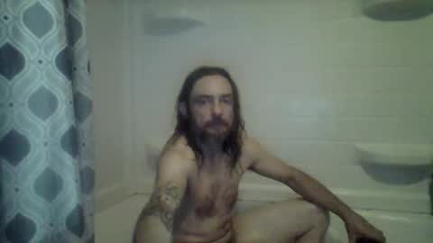 allupinyou1 online show from April 22, 8:06 am