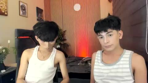 kim and josh online show from November 8, 3:34 pm