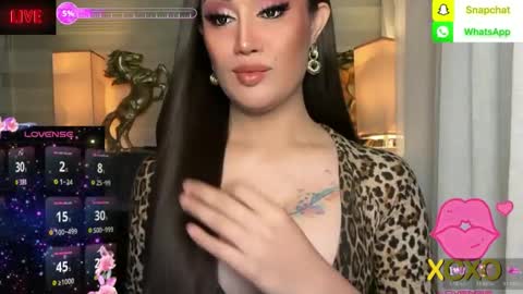 Snapshot of alluring_gemini chatting on January 16, 6:28 am Queen Majesty Katy online show from January 16, 6:28 am