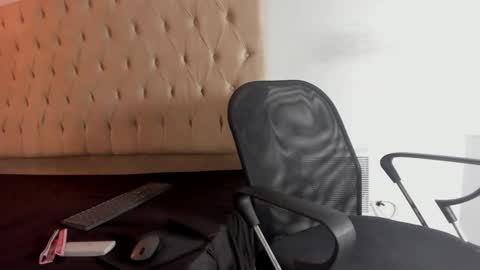 alluringangel01 online show from September 15, 2:55 am