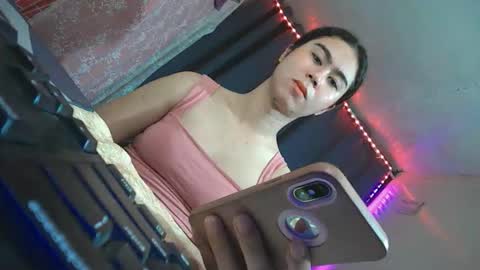 alluringluna69 online show from May 4, 11:50 am