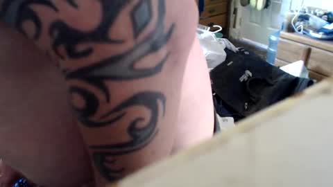 Snapshot of allwolf0323 chatting on February 26, 8:08 pm allwolf0323 online show from February 26, 8:08 pm