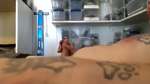 allwolf0323 online show from April 20, 5:26 pm