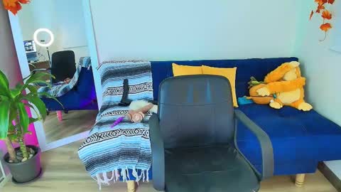 Ally  help me reach 100 satisfaid online show from September 26, 1:42 am