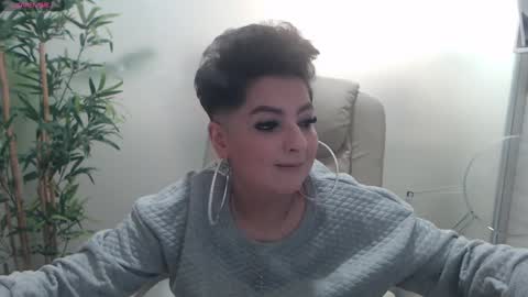         online show from December 25, 10:27 pm