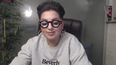         online show from January 15, 9:20 pm