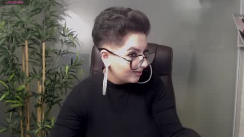         online show from January 28, 9:50 pm