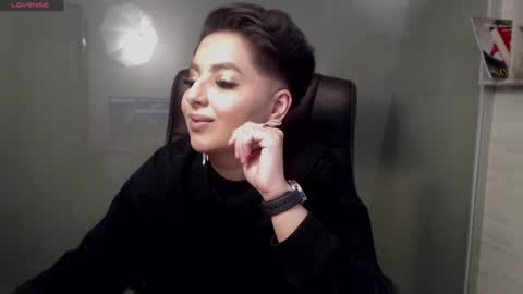         online show from February 8, 2:36 am