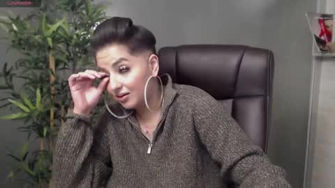         online show from February 17, 12:21 am