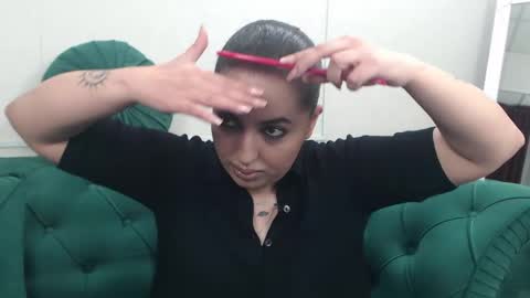         online show from April 4, 1:41 pm