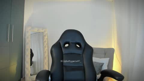 Kelly  online show from February 13, 12:56 pm