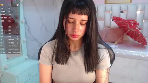 Allysa  online show from October 25, 8:55 am