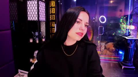 Snapshot of alma_pearl chatting on May 5, 7:05 am Alma online show from May 5, 7:05 am