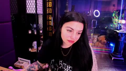 Snapshot of alma_pearl chatting on May 15, 7:26 am Alma online show from May 15, 7:26 am