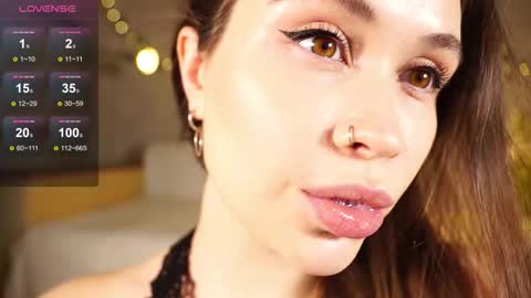 Snapshot of alma_yammy chatting on November 7, 5:02 pm Alma online show from November 7, 5:02 pm