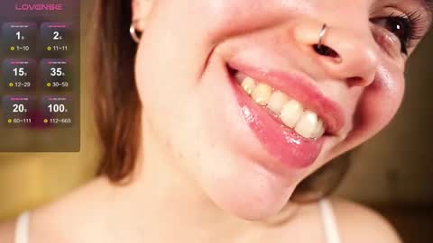 Snapshot of alma_yammy chatting on November 24, 4:18 pm Alma online show from November 24, 4:18 pm