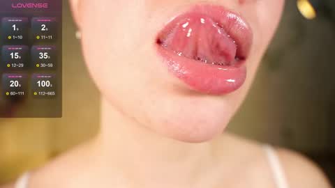 Snapshot of alma_yammy chatting on November 26, 5:03 pm Alma online show from November 26, 5:03 pm