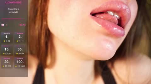 Snapshot of alma_yammy chatting on January 10, 3:14 pm Alma online show from January 10, 3:14 pm