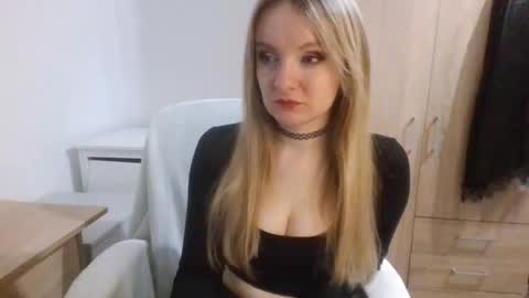 Snapshot of almanature chatting on January 7, 9:17 pm AlmaNature online show from January 7, 9:17 pm