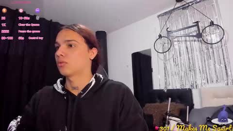 Snapshot of almazz_ chatting on November 27, 8:22 pm Santy online show from November 27, 8:22 pm