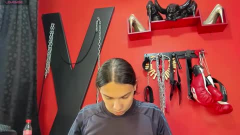 Snapshot of almazz_ chatting on March 26, 7:52 pm Santy online show from March 26, 7:52 pm