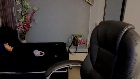 ALMMA online show from October 22, 1:22 pm