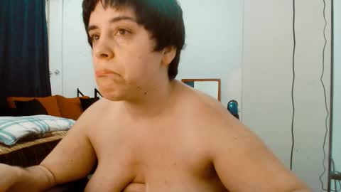 Almond online show from March 29, 2:44 am