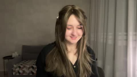 Anna online show from March 18, 9:18 pm