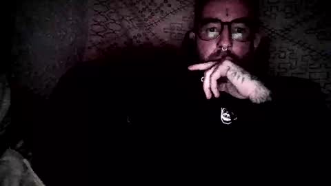 Snapshot of aloewish chatting on October 24, 2:52 am Aloe online show from October 24, 2:52 am