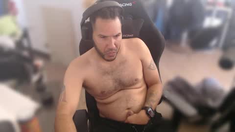 Snapshot of aloha_king chatting on January 16, 7:20 pm simplyfaded online show from January 16, 7:20 pm