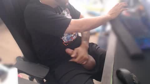 Snapshot of aloha_king chatting on October 2, 11:01 pm simplyfaded online show from October 2, 11:01 pm