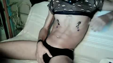 Snapshot of aloja85 chatting on December 7, 11:23 pm FreedyK online show from December 7, 11:23 pm