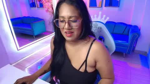 Snapshot of alondra_gomexxx chatting on November 8, 3:50 am Alondra online show from November 8, 3:50 am