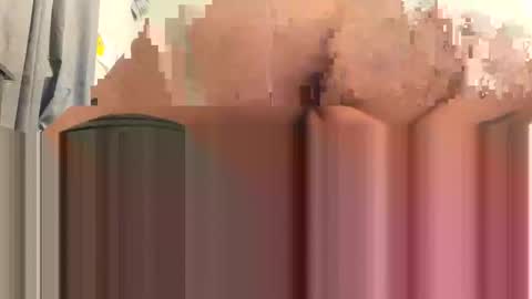 Snapshot of alonsoj0893 chatting on April 16, 4:02 am alonsoj0893 online show from April 16, 4:02 am