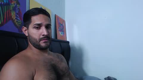 alonxoo online show from April 15, 1:01 am