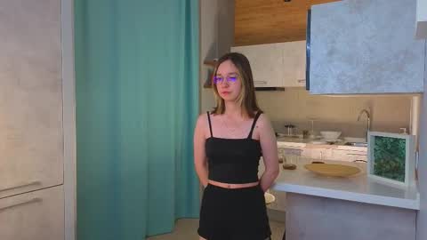 Snapshot of alorianna chatting on December 15, 3:49 pm Alorena online show from December 15, 3:49 pm